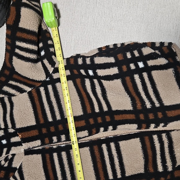 Reversable Sherpa Cozy Jacket - Picture 4 of 5